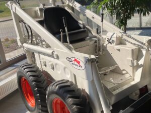 Bobcat Lader aus den 1950er Jahren