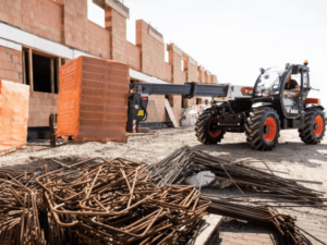 Teleskoplader auf Baustelle