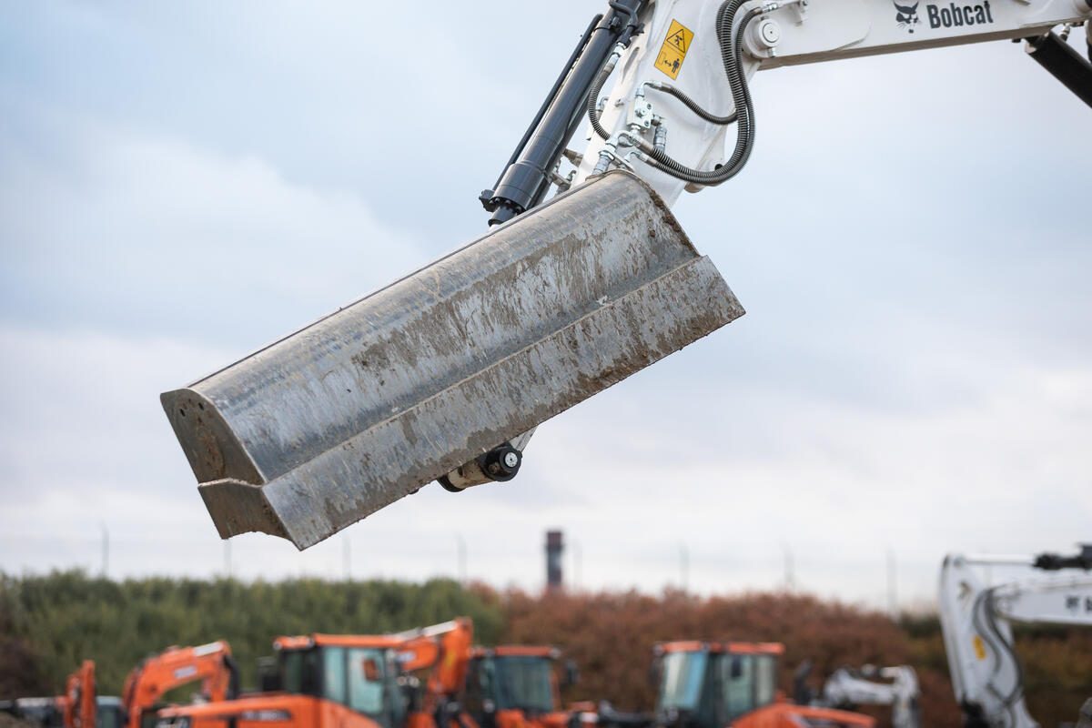 Tilt-Kupplung im Einsatz an einem Bobcat